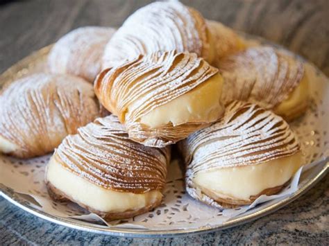 Authentic Italian Sfogliatelle Recipe .